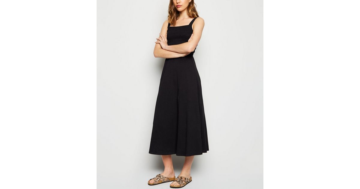 Black Shirred Jersey Midi Dress | New Look