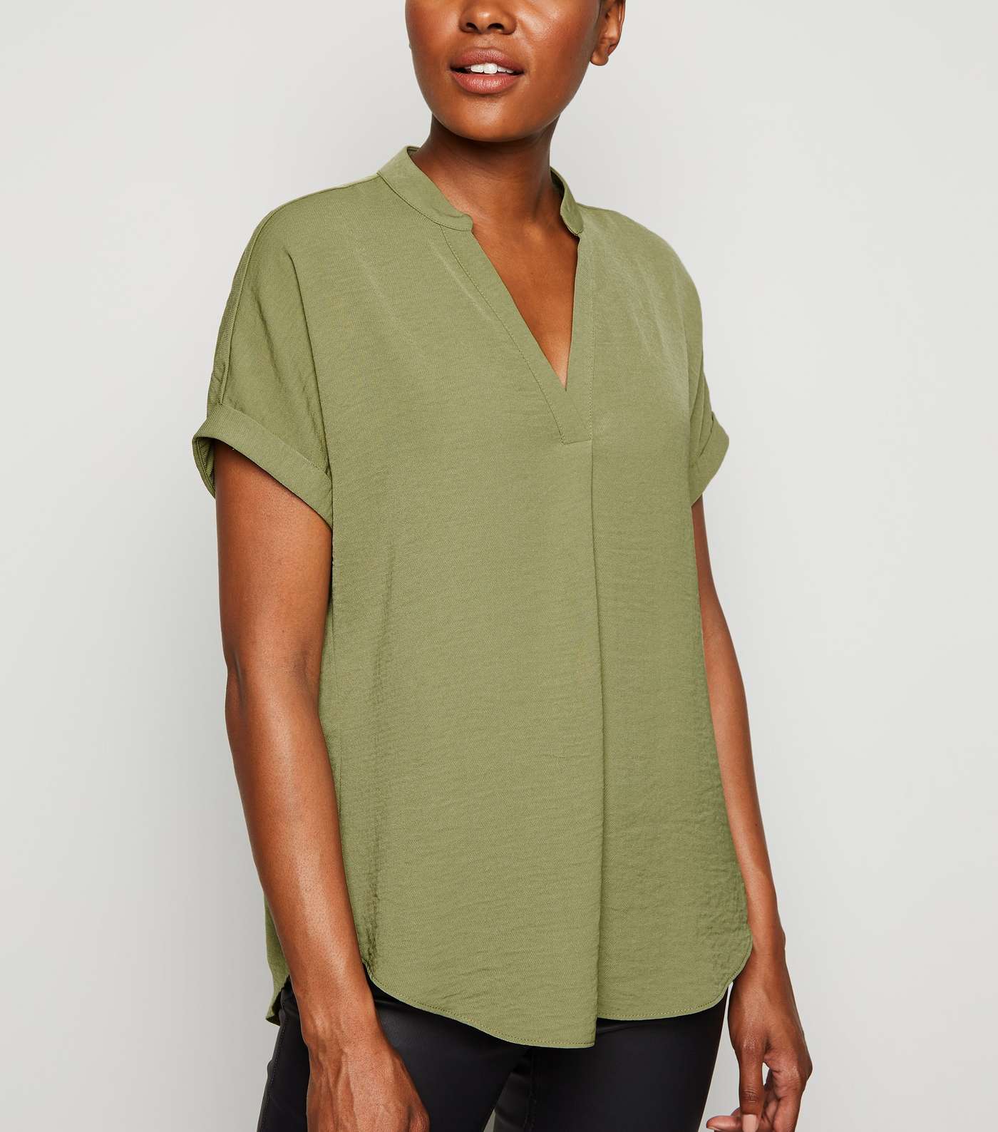 Olive Short Sleeve Overhead Shirt