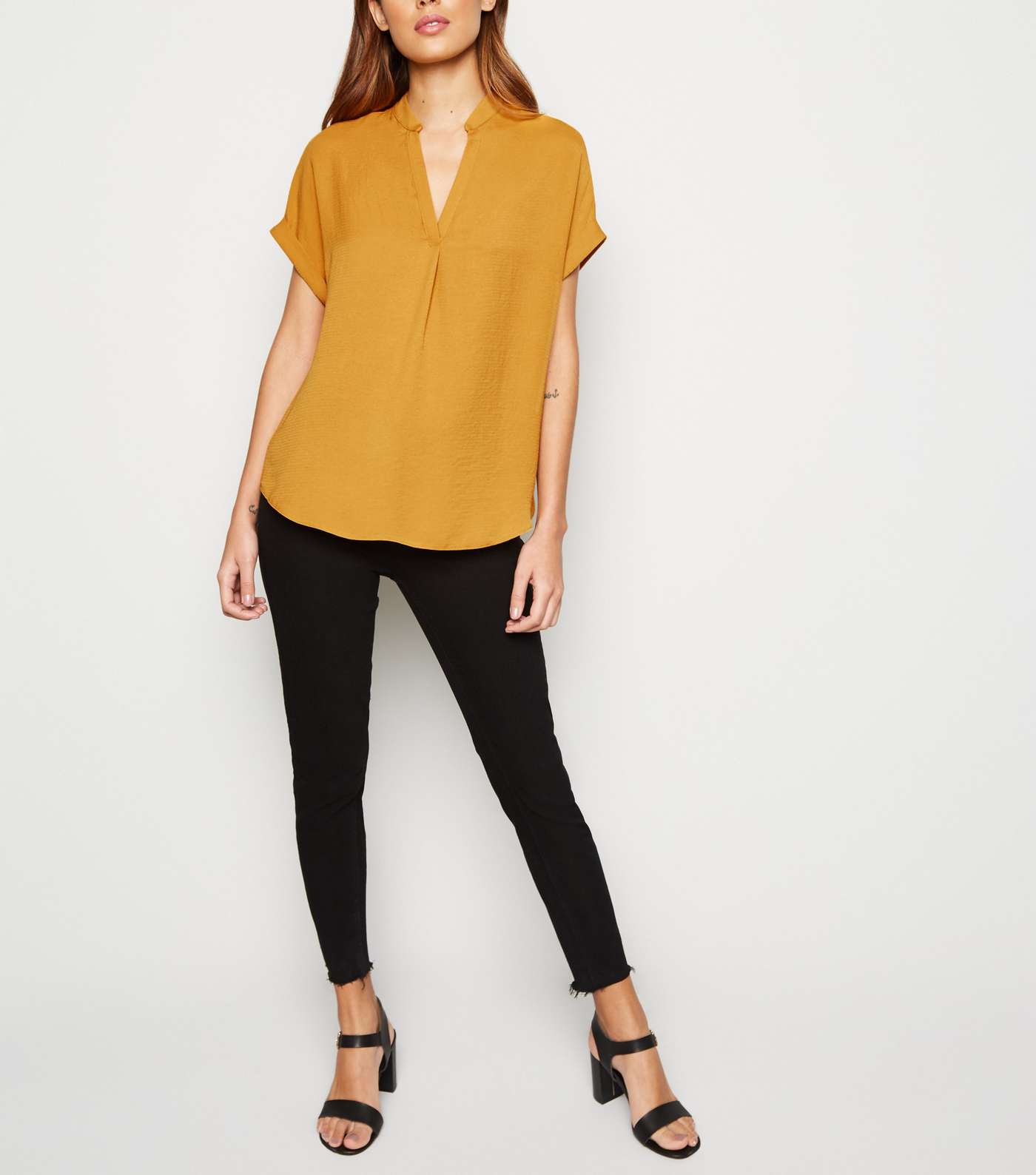 Yellow Short Sleeve Overhead Shirt Image 2
