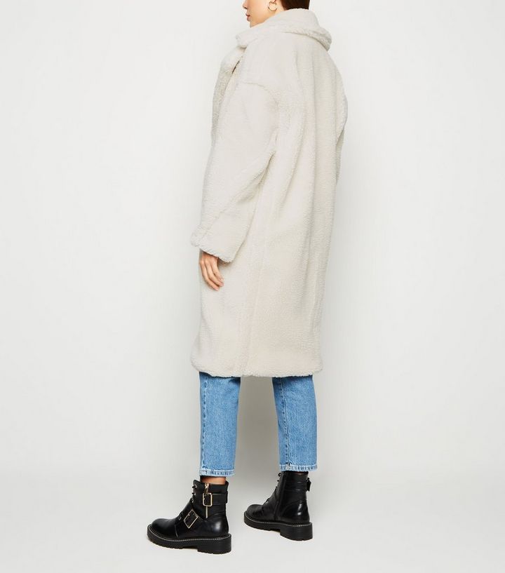 Blue Vanilla Cremeweisser Oversize Mantel Mit Teddyfell New Look