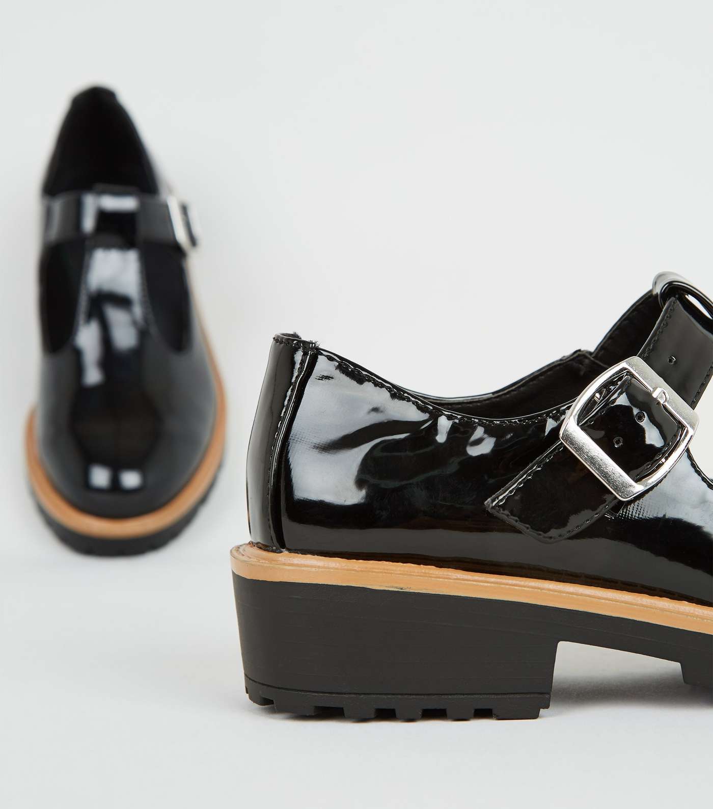 Girls Black Patent T-Bar Shoes Image 3