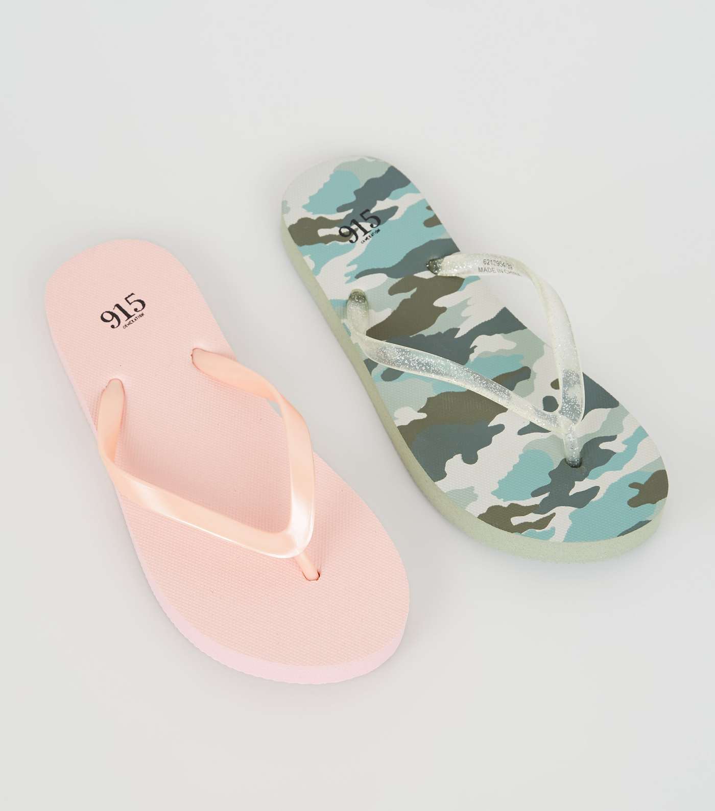 Girls 2 Pack Khaki Camo and Pink Flip Flops
