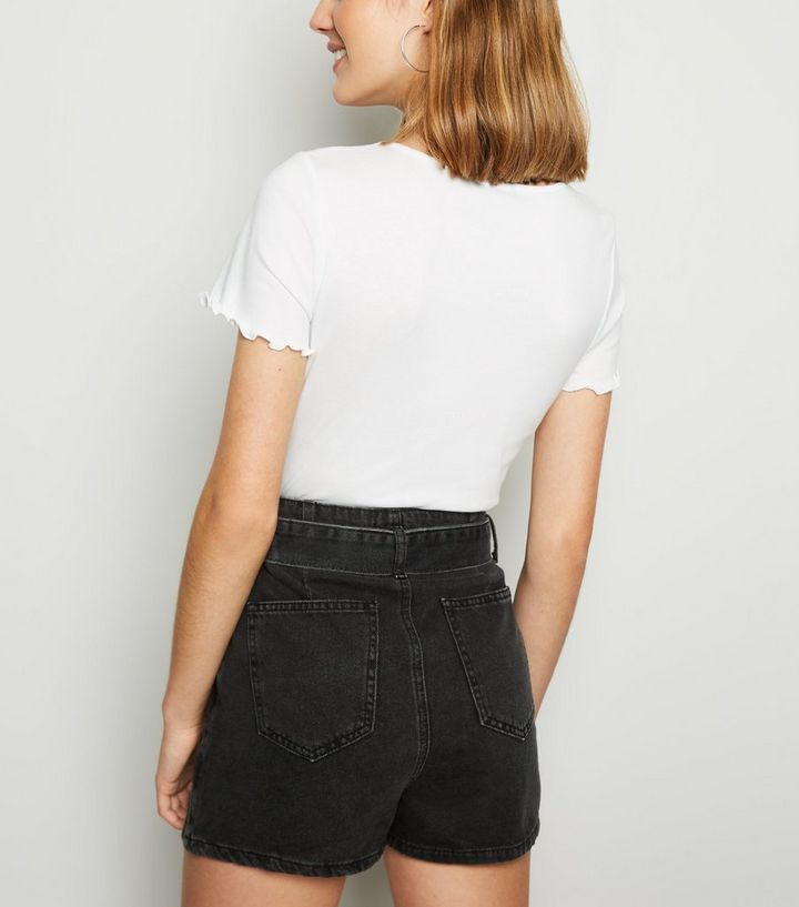 Schwarze Jeansshorts Mit Gurtel Und D Ring New Look