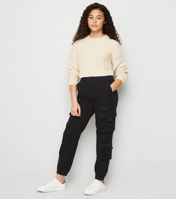black cargo trousers outfits