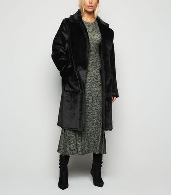 Monki black clearance fur coat