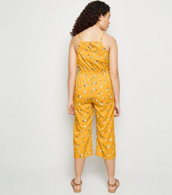 gelber jumpsuit