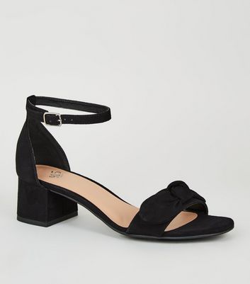 black sandals for girls