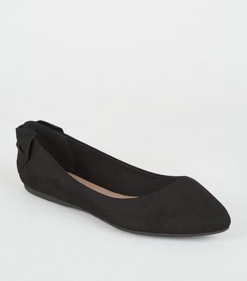 black wide heel pumps