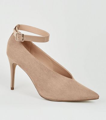 Light Brown Suedette V Front Stiletto Courts New Look shop for Light Brown Suedette V Front Stiletto Courts New Look at Shopo