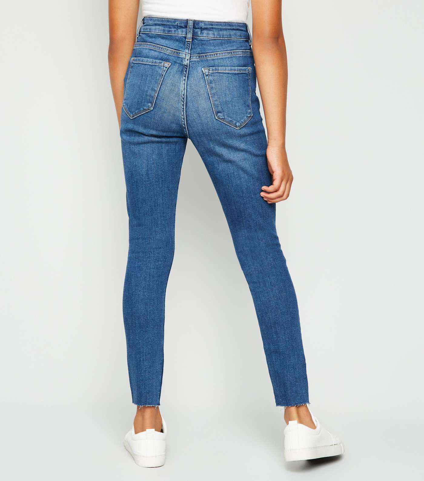 Girls Blue Ripped Mid Wash Skinny Jeans Image 3