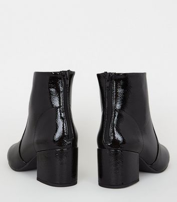 bottines noires vernies à talons