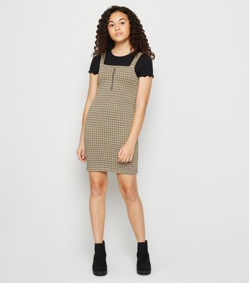 pinafore dress new look