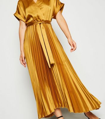 New look mustard pleated dress hotsell