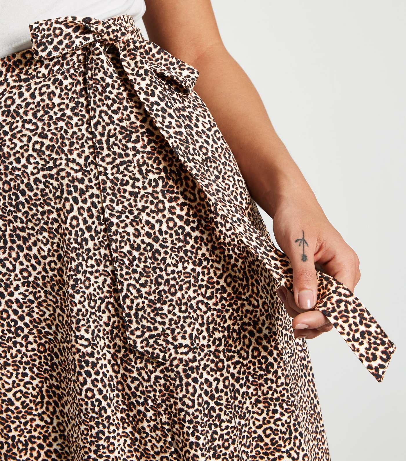 Brown Leopard Print Tie Side Wrap Midi Skirt Image 3
