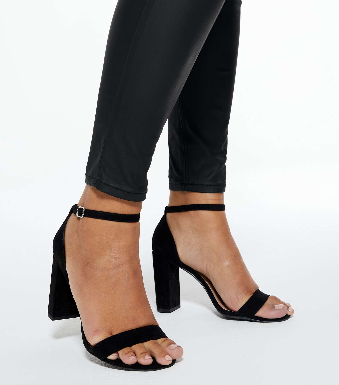 Curves Black Leather-Look 'Lift & Shape' Jenna Skinny Jeans Image 4