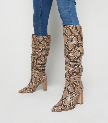 bottines effet peau de serpent