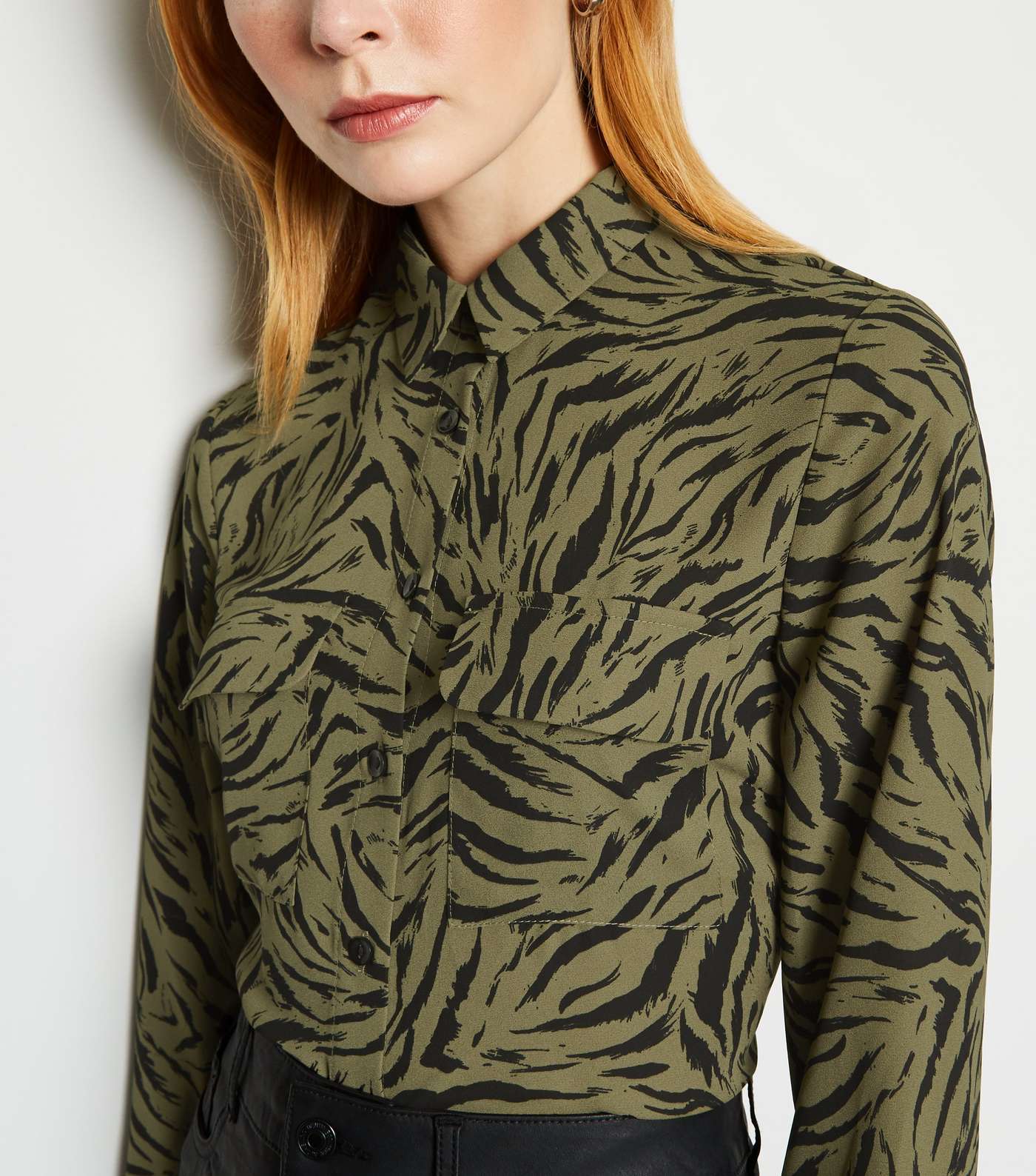 Green Tiger Print Long Sleeve Shirt Image 5