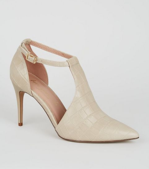 Off White Faux Croc Pointed Shoe Boots