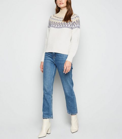 Hochgeschlossener Pullover mit Norwegermuster in gedecktem Weiß