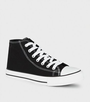 black trainers high tops
