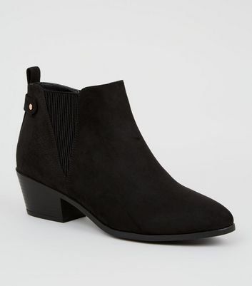 low heel chelsea boots