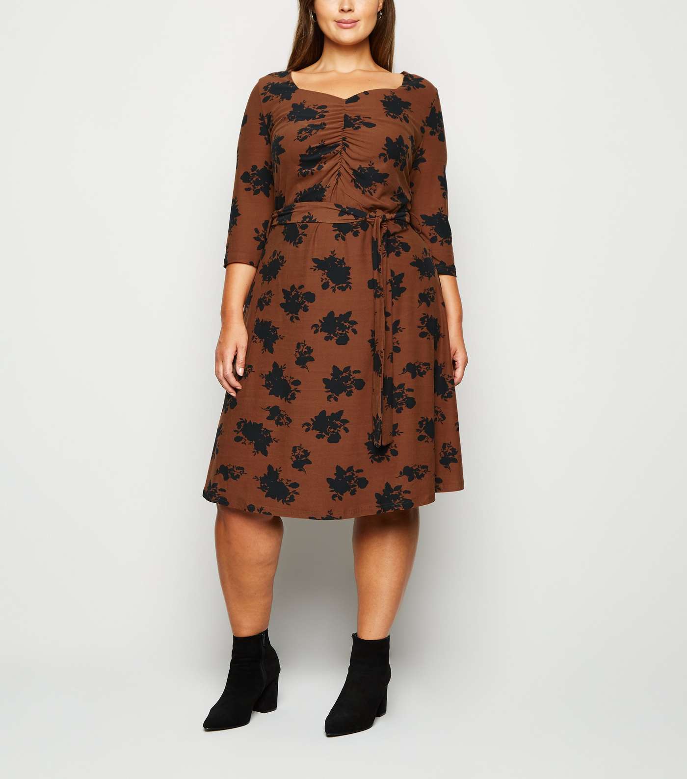 Blue Vanilla Curves Brown Floral Ruched Dress