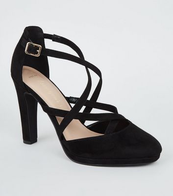 black strappy court shoes