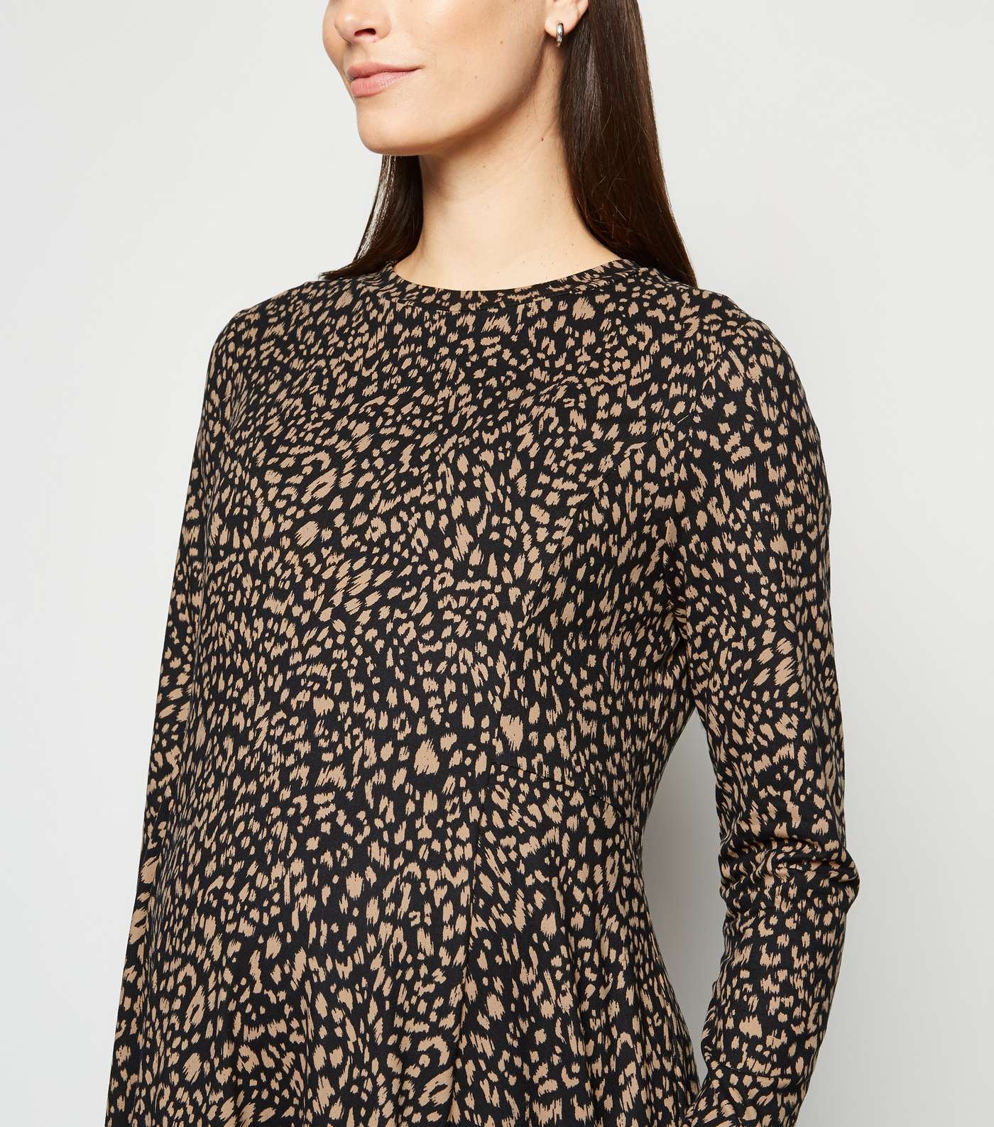 Maternity Black Leopard Print Jersey Dress Image 5