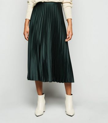 Green pleated skirt petite hotsell