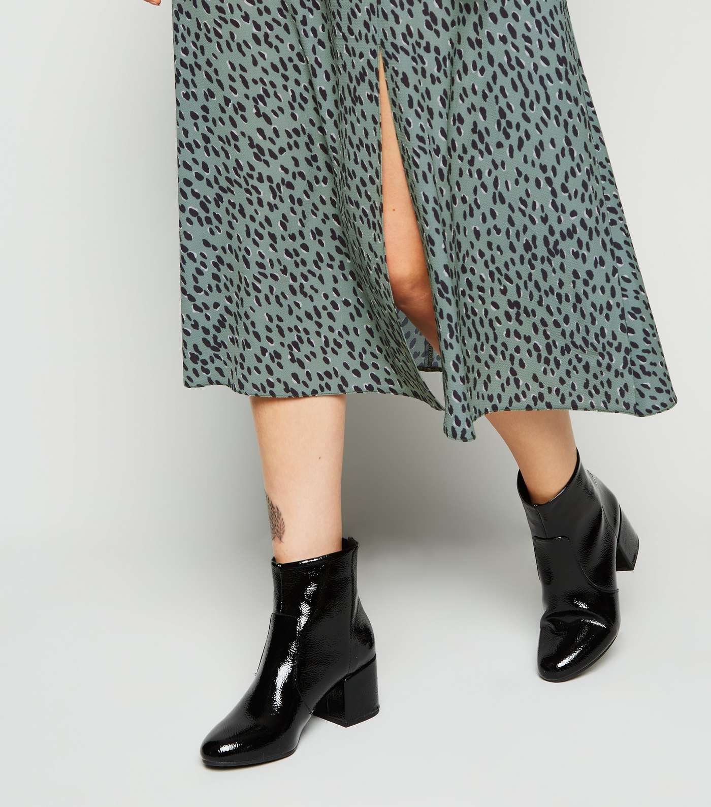 Petite Green Spot Side Split Midi Skirt Image 5