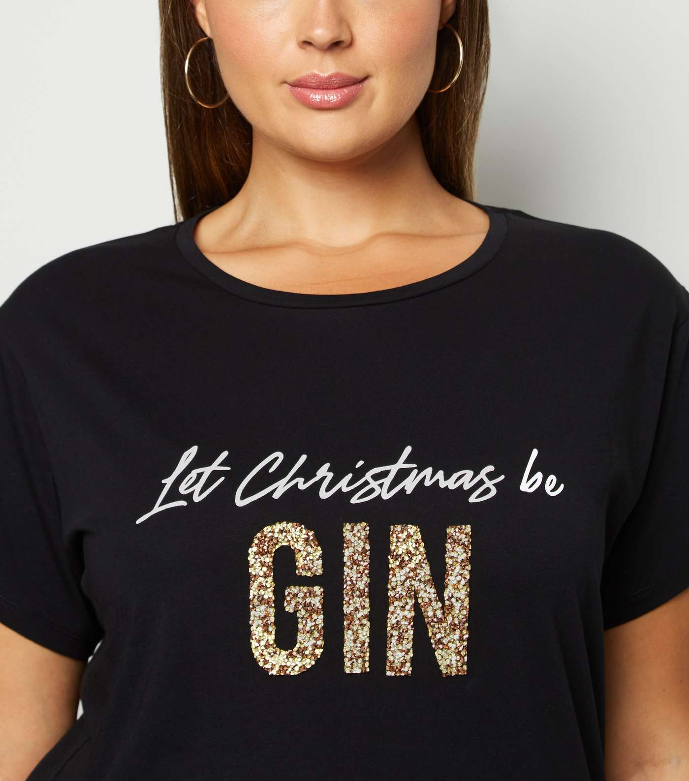 Curves Black Let Christmas Be Gin T-Shirt Image 5