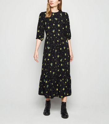 Black Ditsy Floral Tiered Smock Midi Dress | New Look