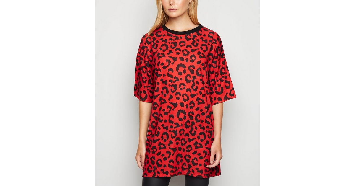 Cameo Rose Rotes T Shirt Kleid Mit Leopardenmuster New Look