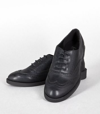 Image of Black Leather-Look Brogues New Look Vegan