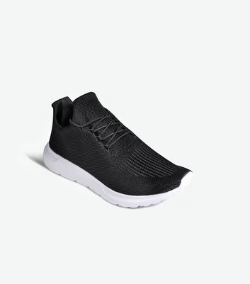 nike black lightweight trainers