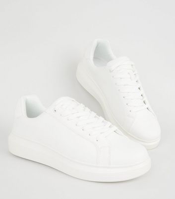 White chunky store trainers mens