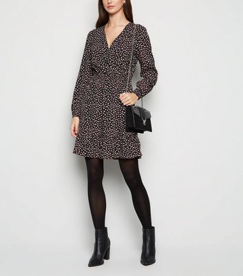 wrap dress with tights