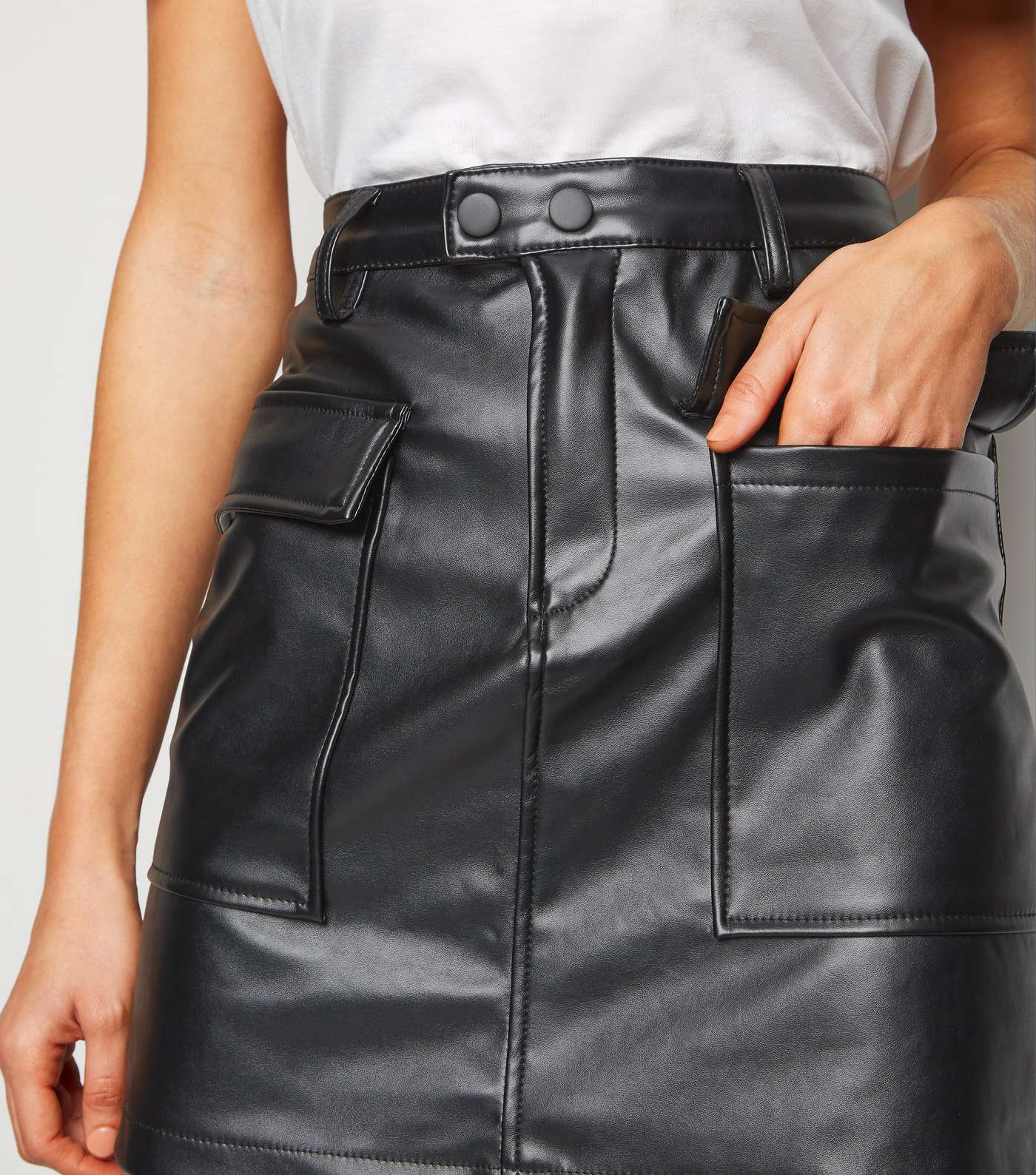 Urban Bliss Black Leather-Look Mini Skirt  Image 5