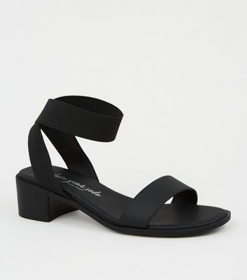 black wide strap sandals