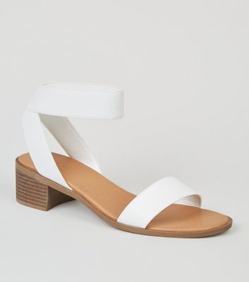 Wide fit 2025 white sandals