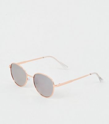 round tinted sunglasses