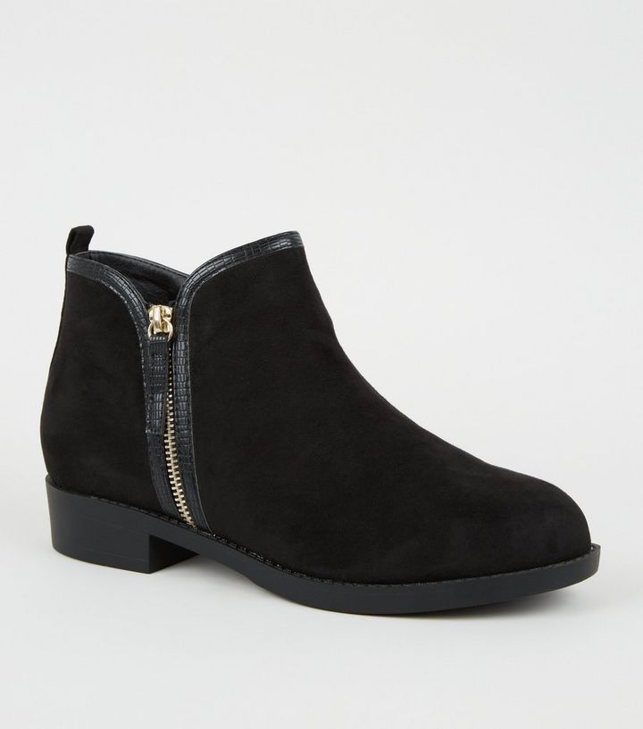 Wide Fit Black Suedette Zip Side Flat Ankle Boots New Look