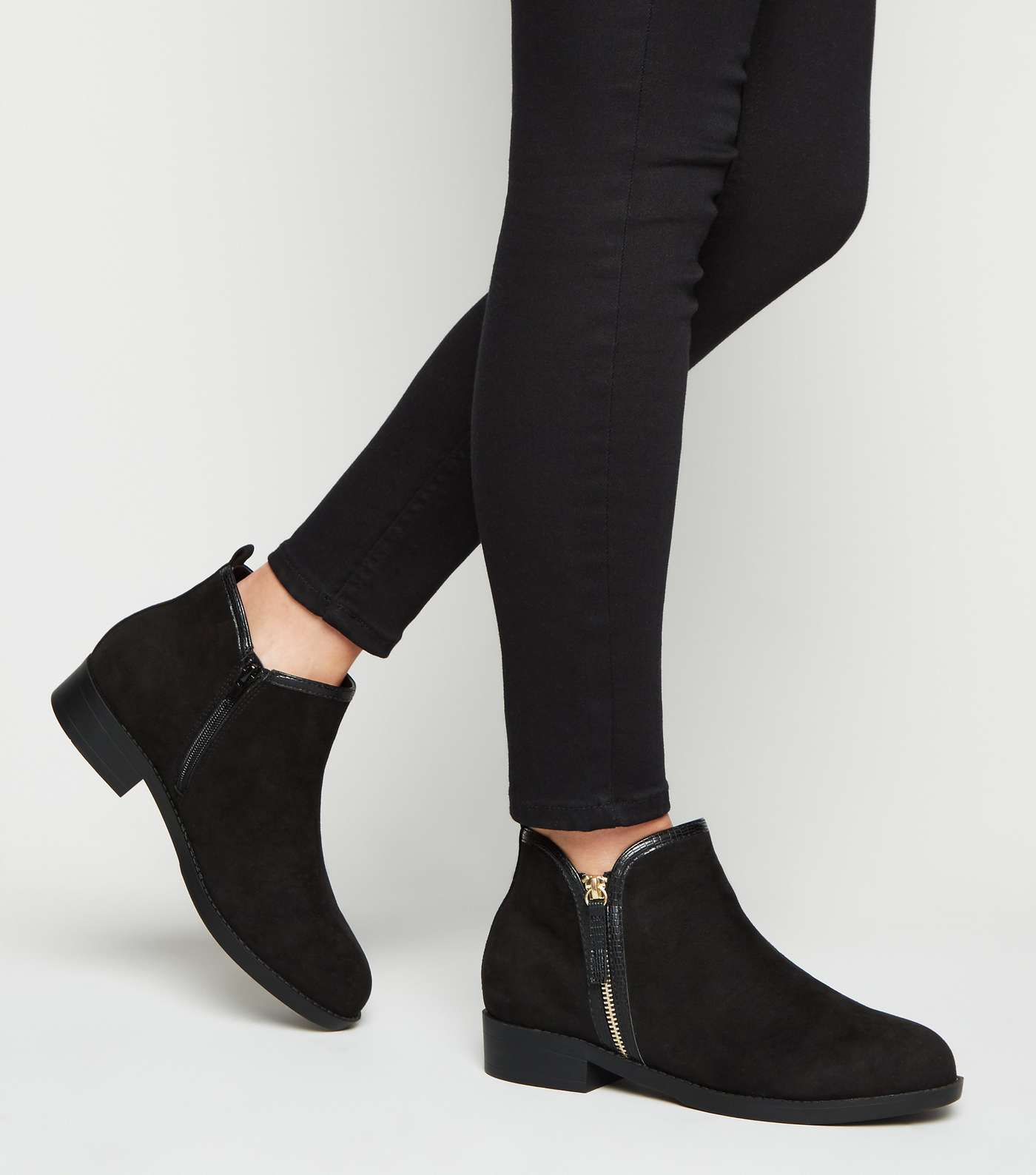 Wide Fit Black Suedette Zip Side Flat Ankle Boots Image 2