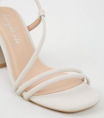 Tube 2024 strap sandals