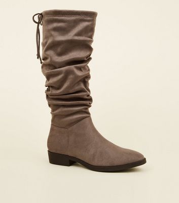 flat slouch calf boots