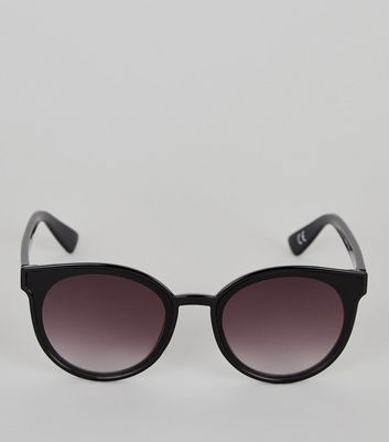 black round cat eye sunglasses