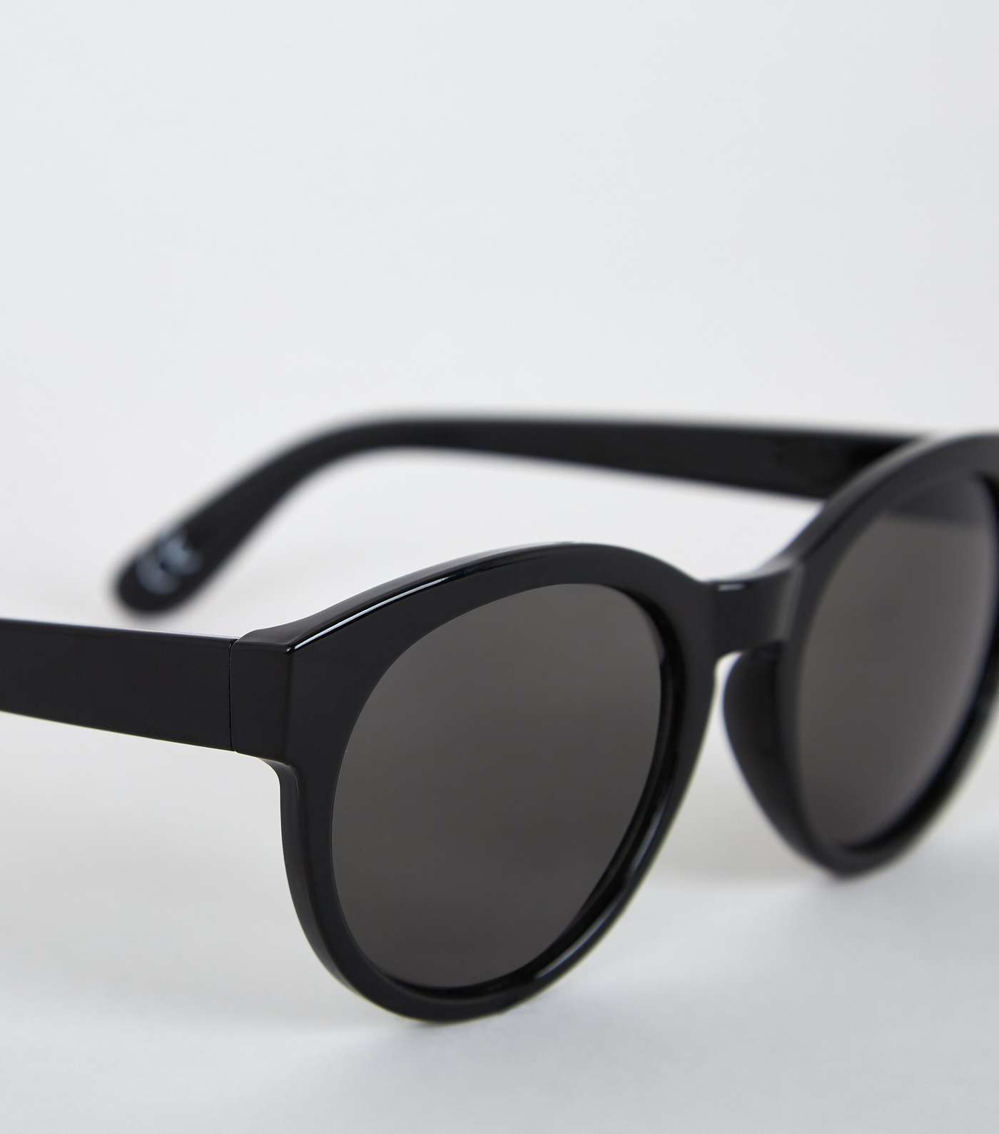 Black Preppy Sunglasses Image 4