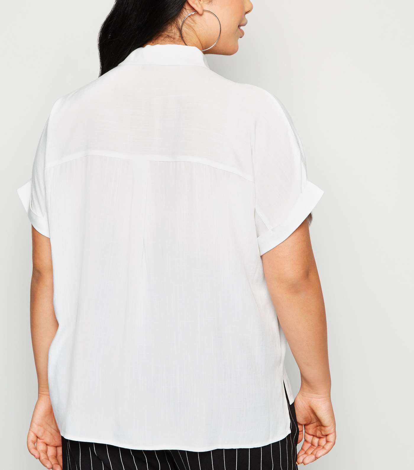 Curves Off White Short Sleeve Shirt Image 3