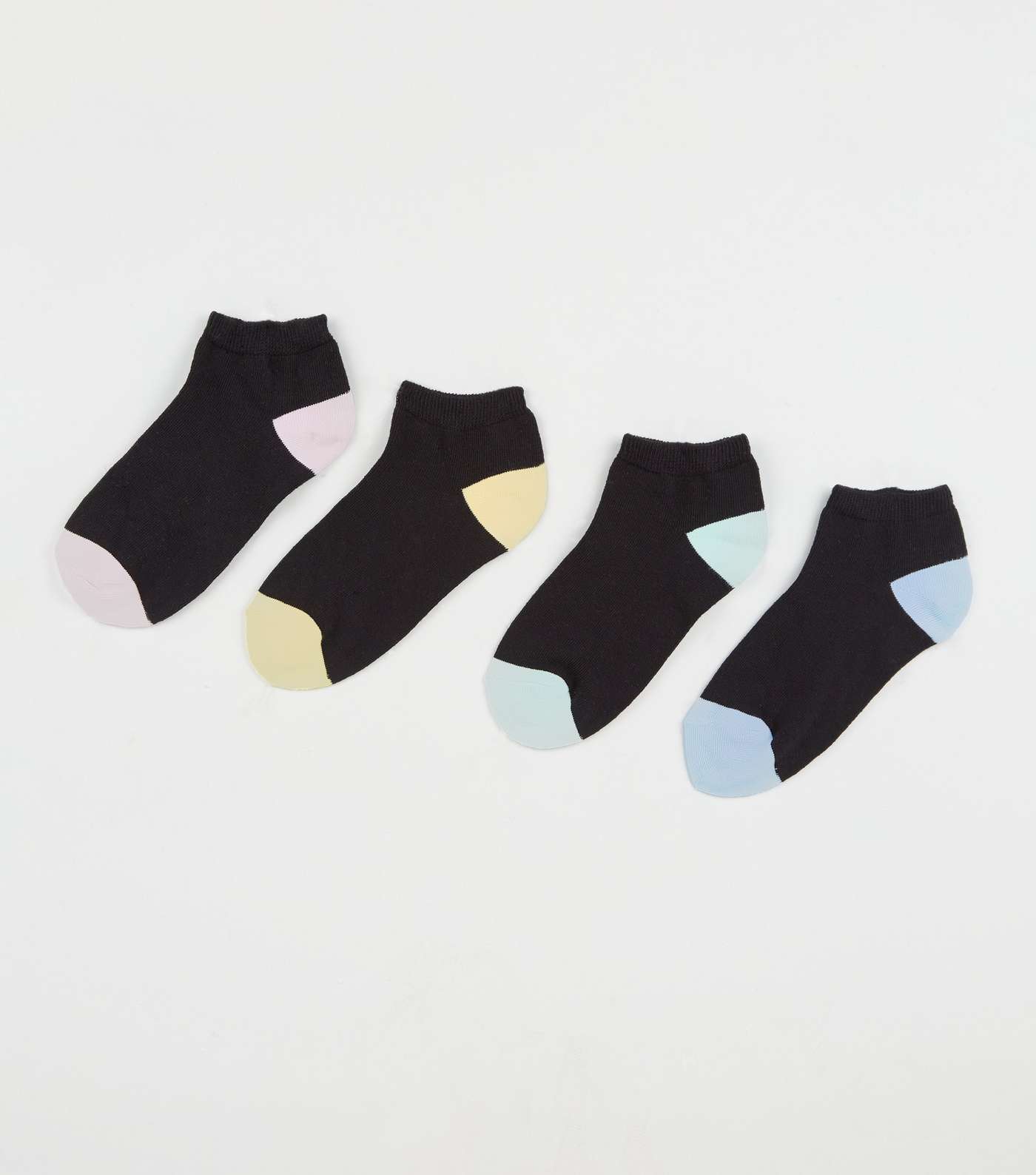 Girls 4 Pack Black Colour Block Trainer Socks
