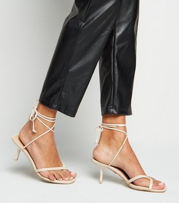 Alias mae ellery online sandal